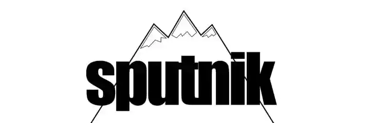 sputniksnowboardshop.com